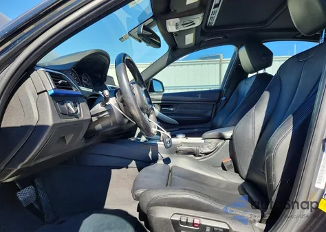 2015 BMW 328 I z USA, uszkodzony, nr VIN WBA3A5G59FNS87288